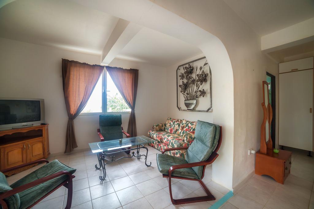 Royal Palm Holiday Apartment Mero Bagian luar foto